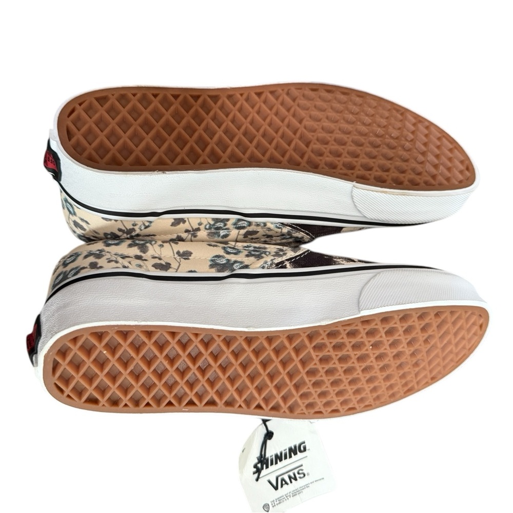 Vans x House Of Terror  Slip On The Shining Twins Shoes 5.5 Men 7 Women Unisex - Picture 7 of 8